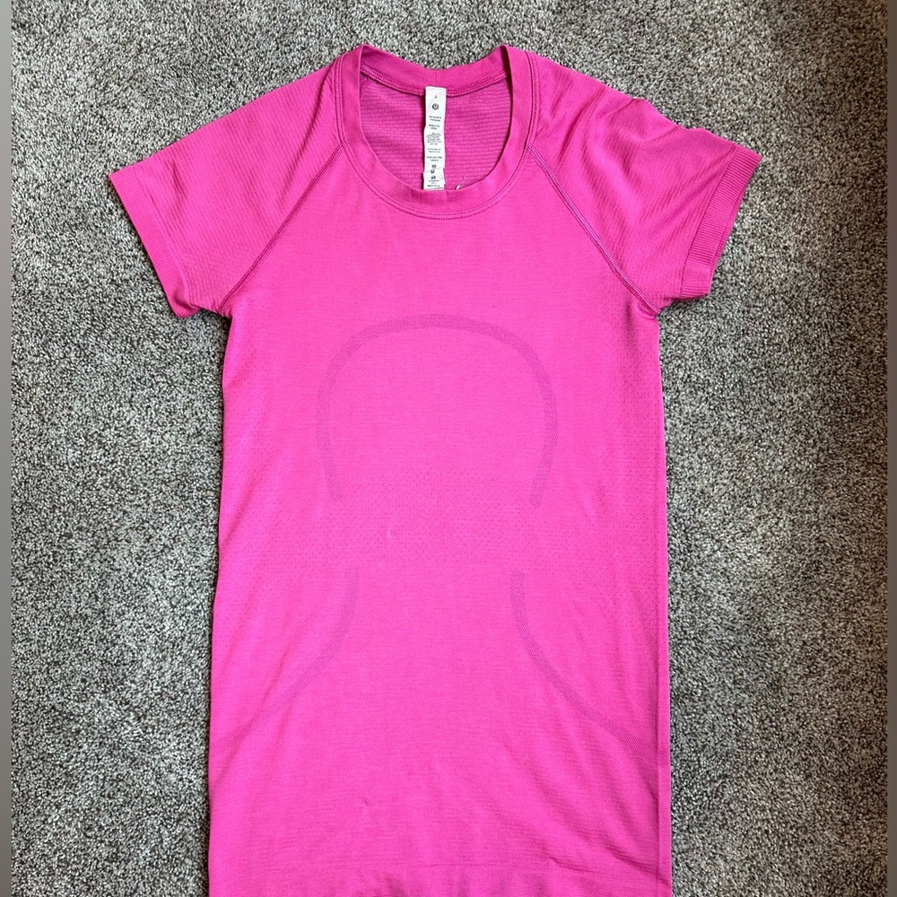 Sonic Pink Lululemon Swiftly Tech!